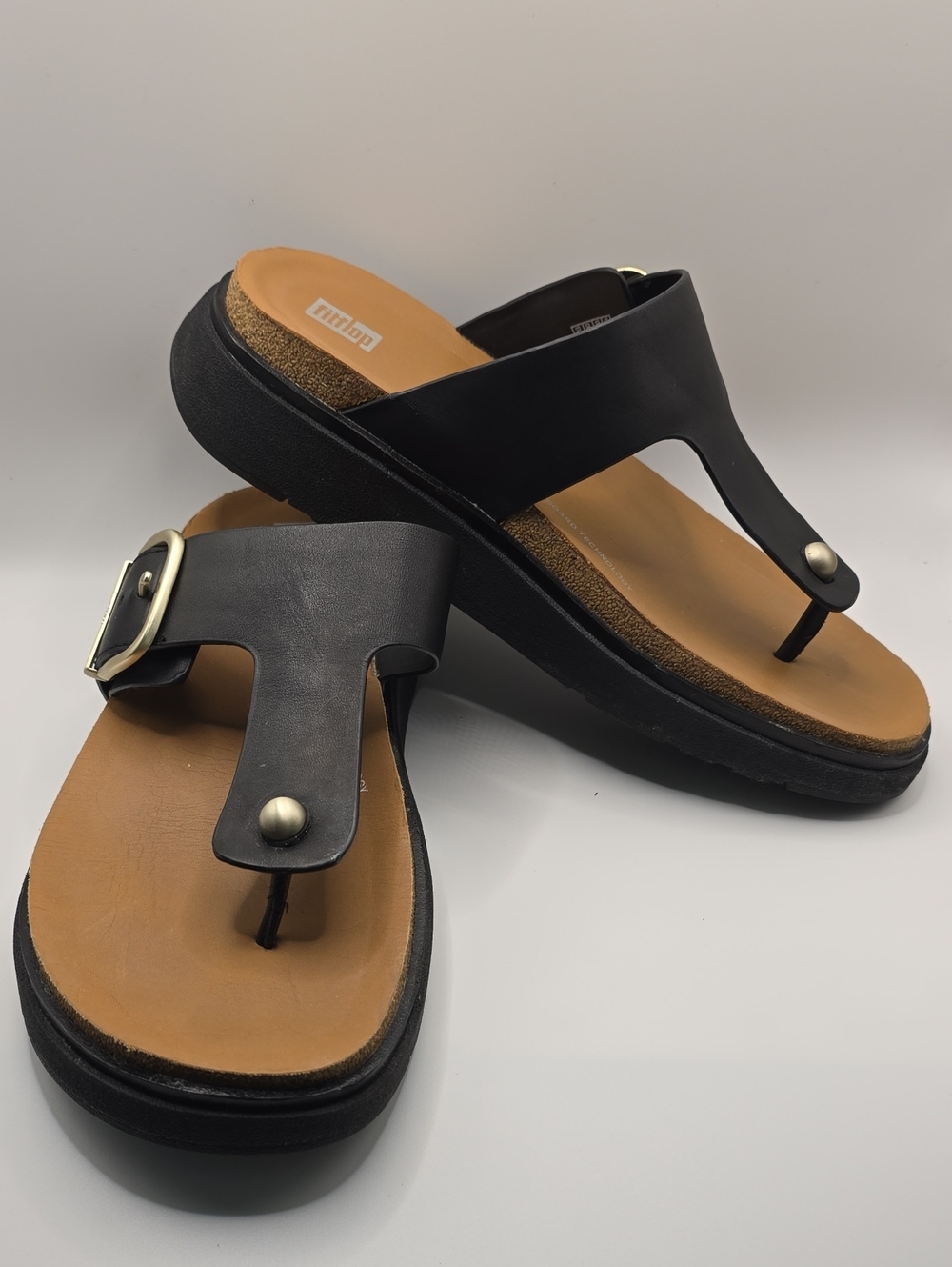 FitFlop Gen-FF Buckle Leather Toe-Post Sandals